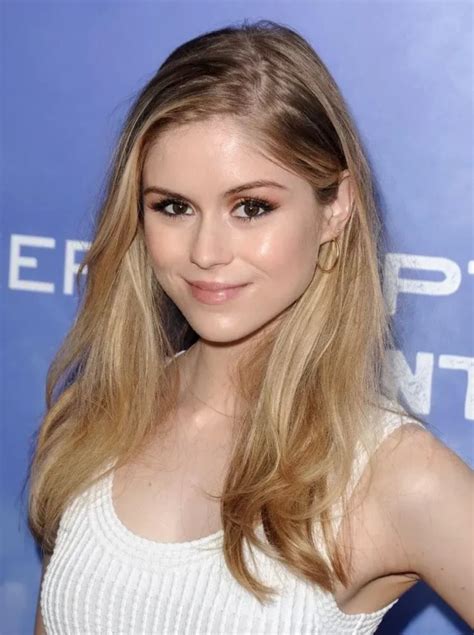 erin moriarty hot pics